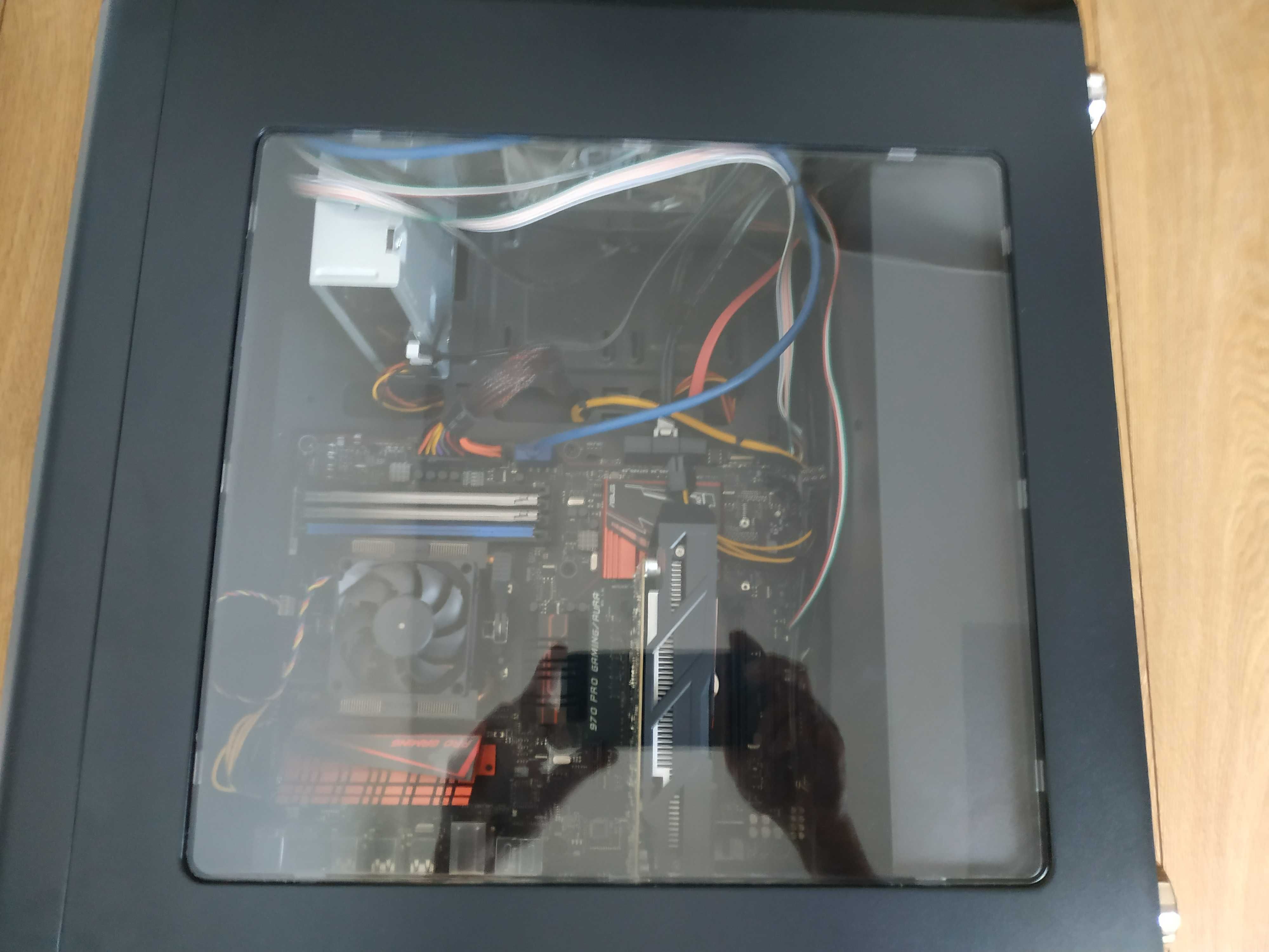 Komputer gamingowy AMD fx8350,  asus 970 pro gaming aura, rx 460 4gb