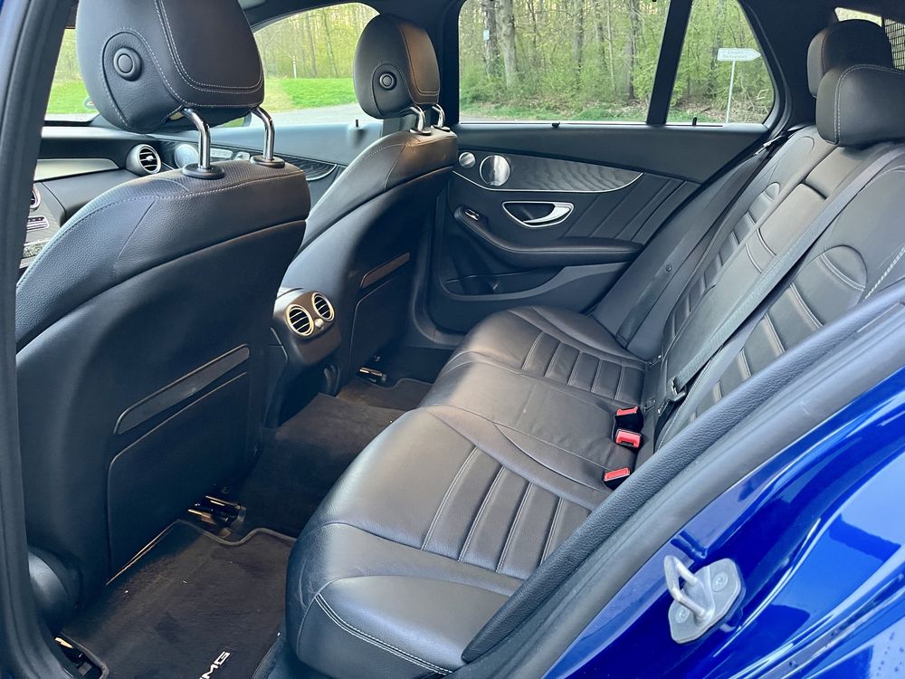 Merecedes-Benz C220d com pack AMG e varios extras