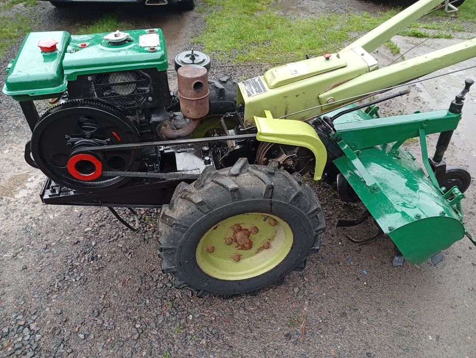 Продам мотоблок 8 к.с.