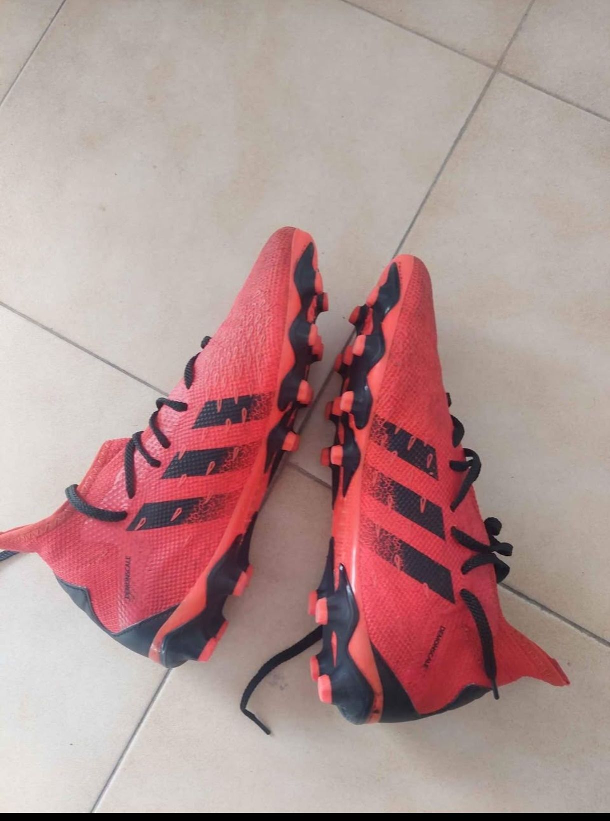 Chuteira Adidas Predator demonscale