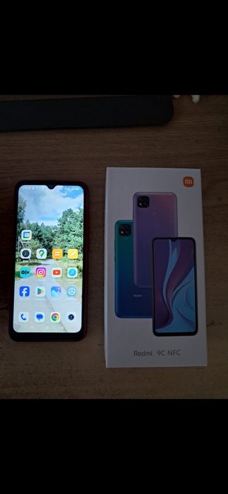 Sprzedam telefon używany 200zl