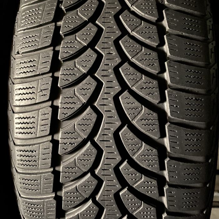 Шини 235/55/19 - 2шт Bridgestone Blizzak LM-80 зима
