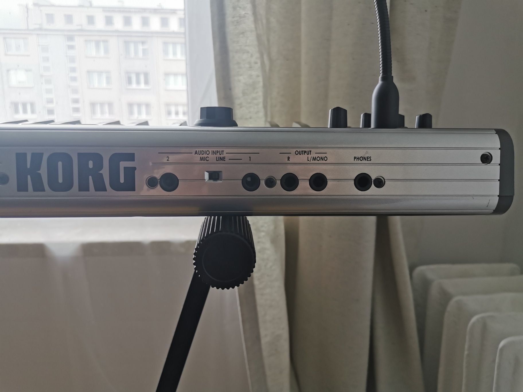 KORG R3 - Syntezator virtual analog + vocoder