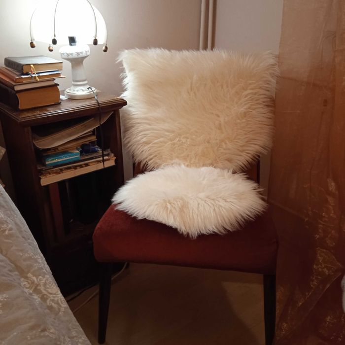 Dwa fotele bardzo wygodne, odnowione