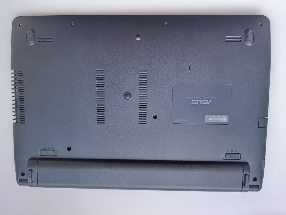 Нетбук Asus X401U