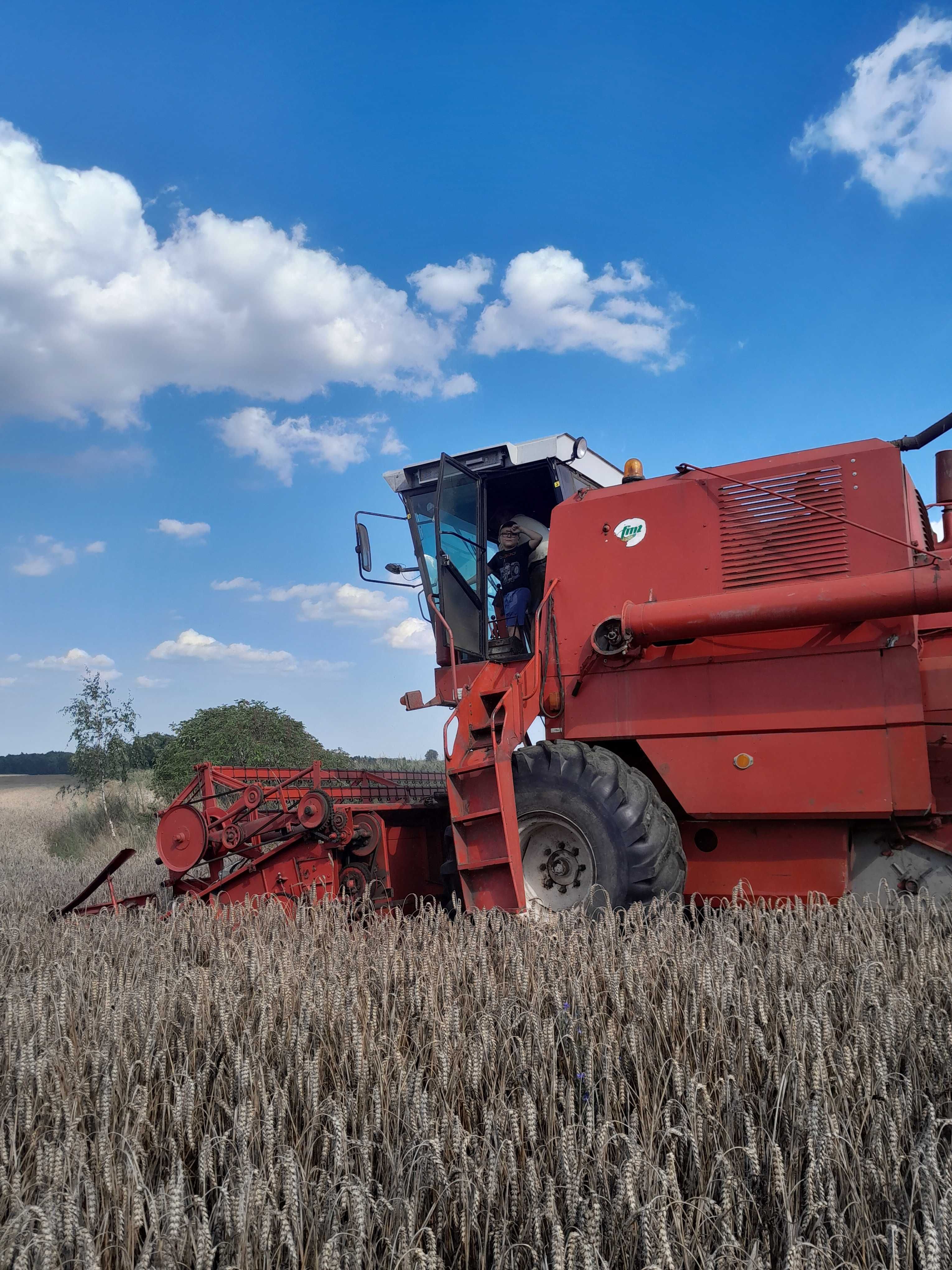 Kombajn Bizon Z 056  89 rok