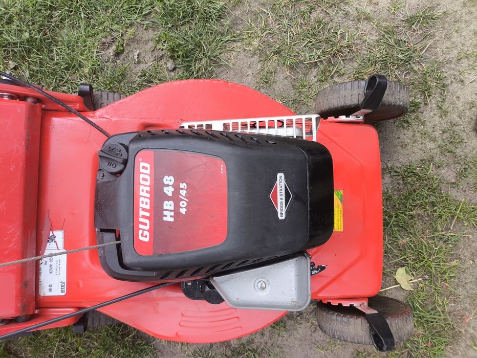 Продам газоно-косилочки