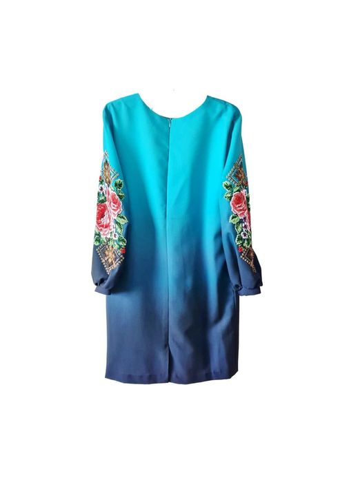 Вишите плаття бісером