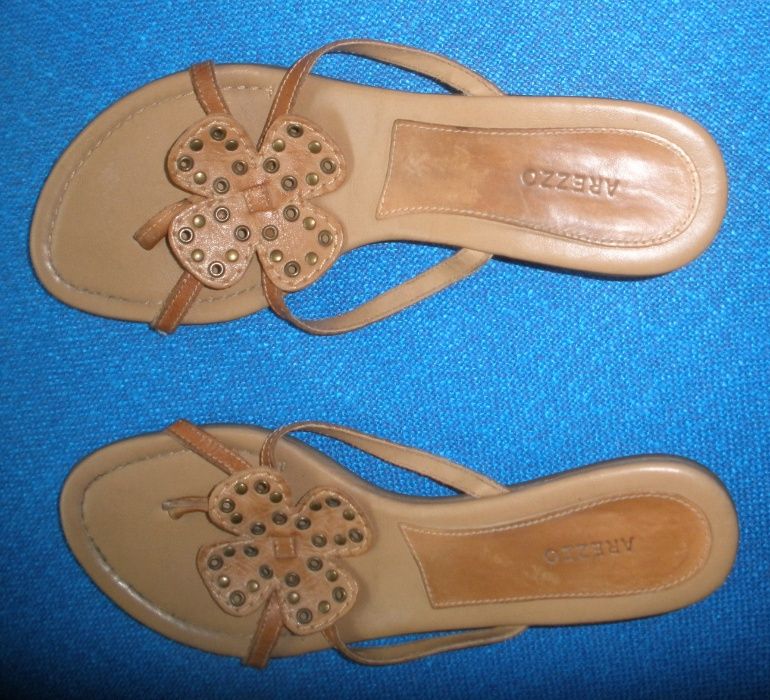sandały skórzane jasnobrązowe damskie Arezzo rozmiar 39