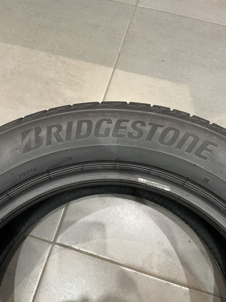 205/60 R16 Bridgestone Turanza T005