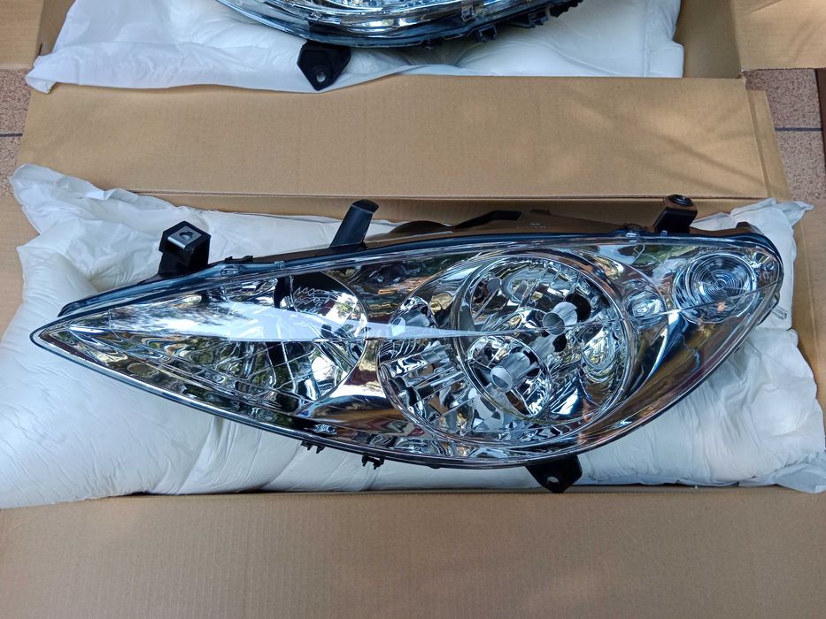 PEUGEOT 307 lampa przednia lewa  + prawa komplet NOWE
