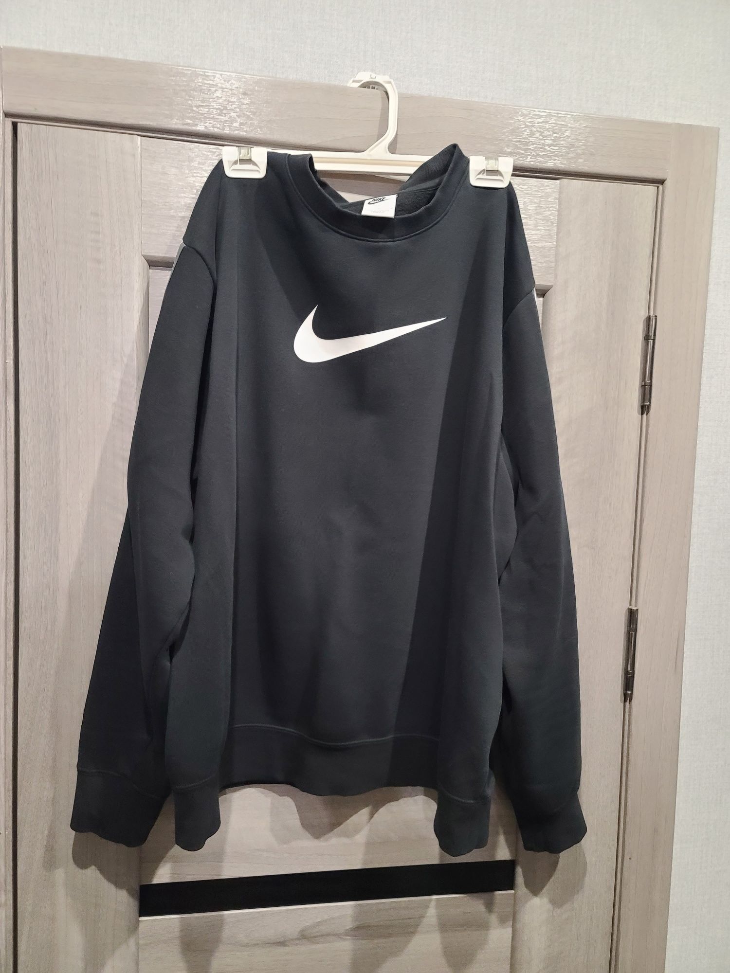 Свитшот Nike M Nsw Repeat Flc Crew Bb DM4679-010 L