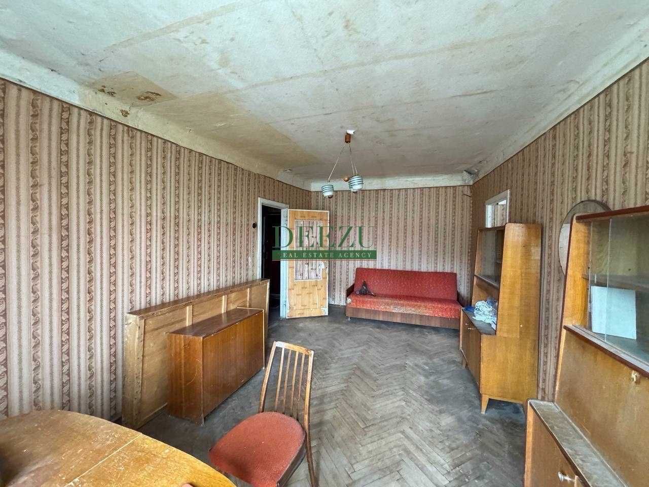 Продаж 2к квартири Салютна, 11