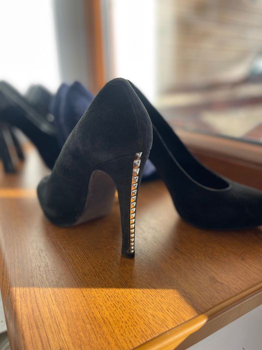 Туфлі різних видів (5 пар)