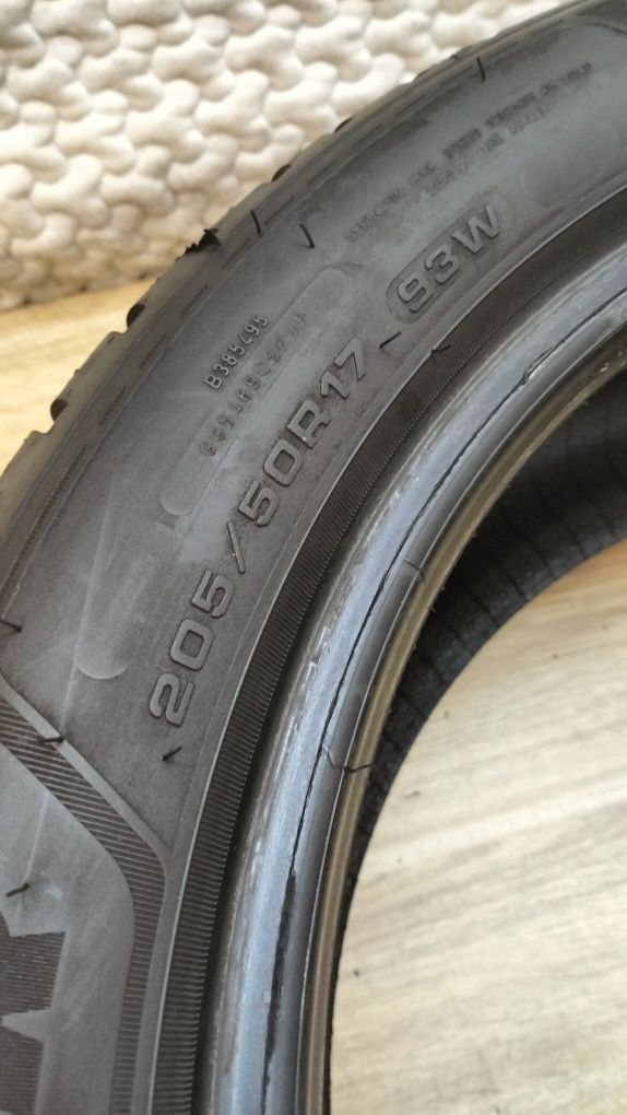 205/50/17 Goodyear Vector 4 seasons