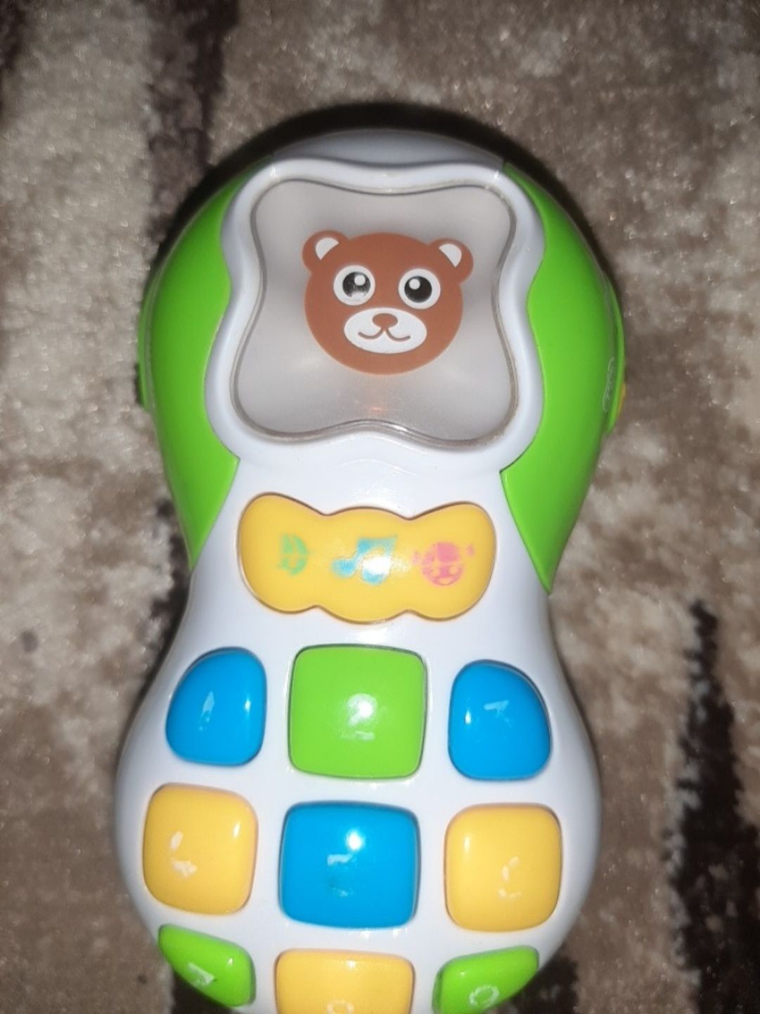 Розумний телефон для малят.