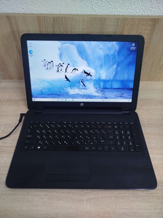 Ноутбук HP 255 і3-5005 ссд 128