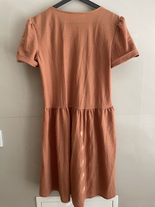 Vestido laranja Mango