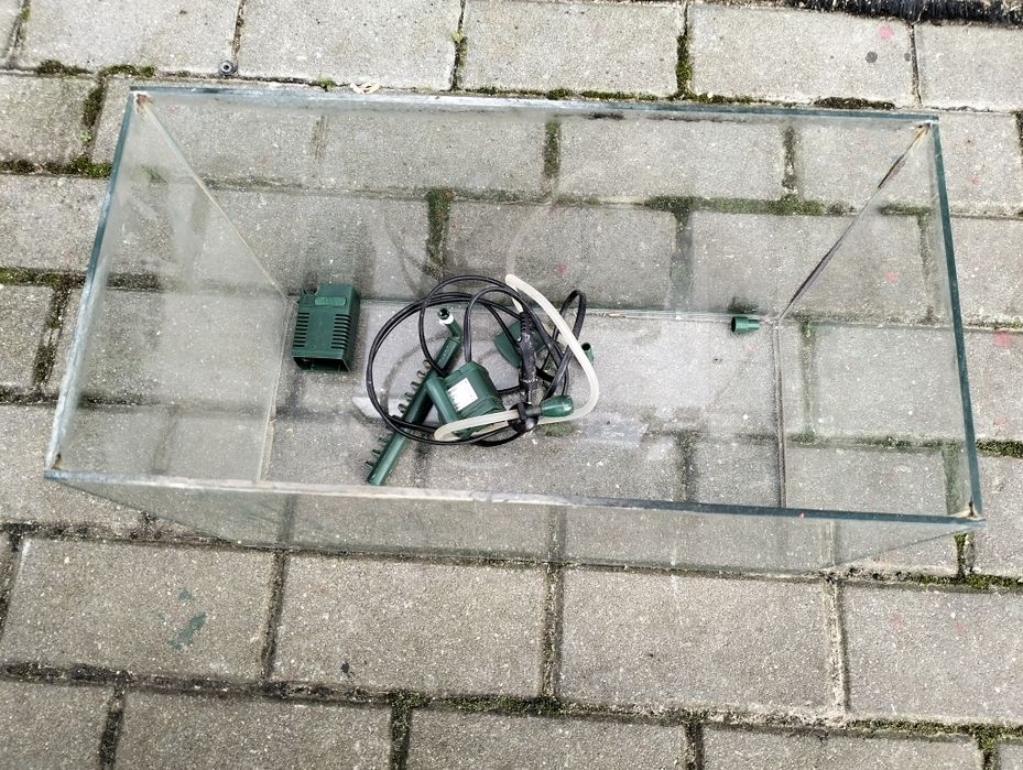 Akwarium z pompką