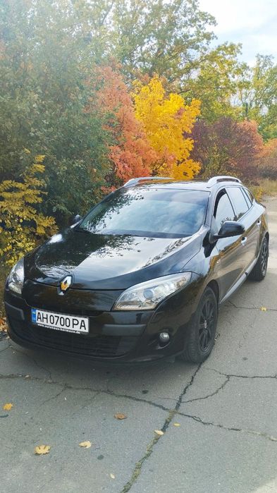 Продам Renault Megan 3 2012года