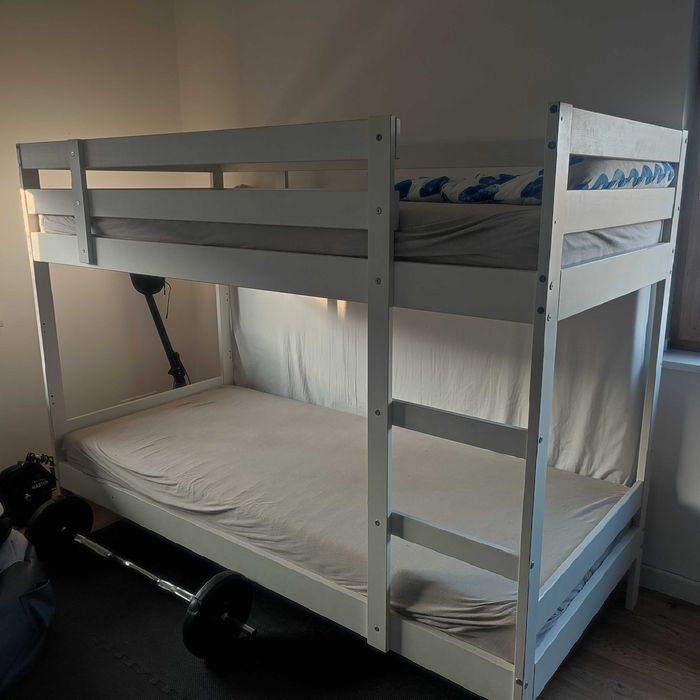 Łóżko piętrowe IKEA MYDAL używane + gratis 2 materace