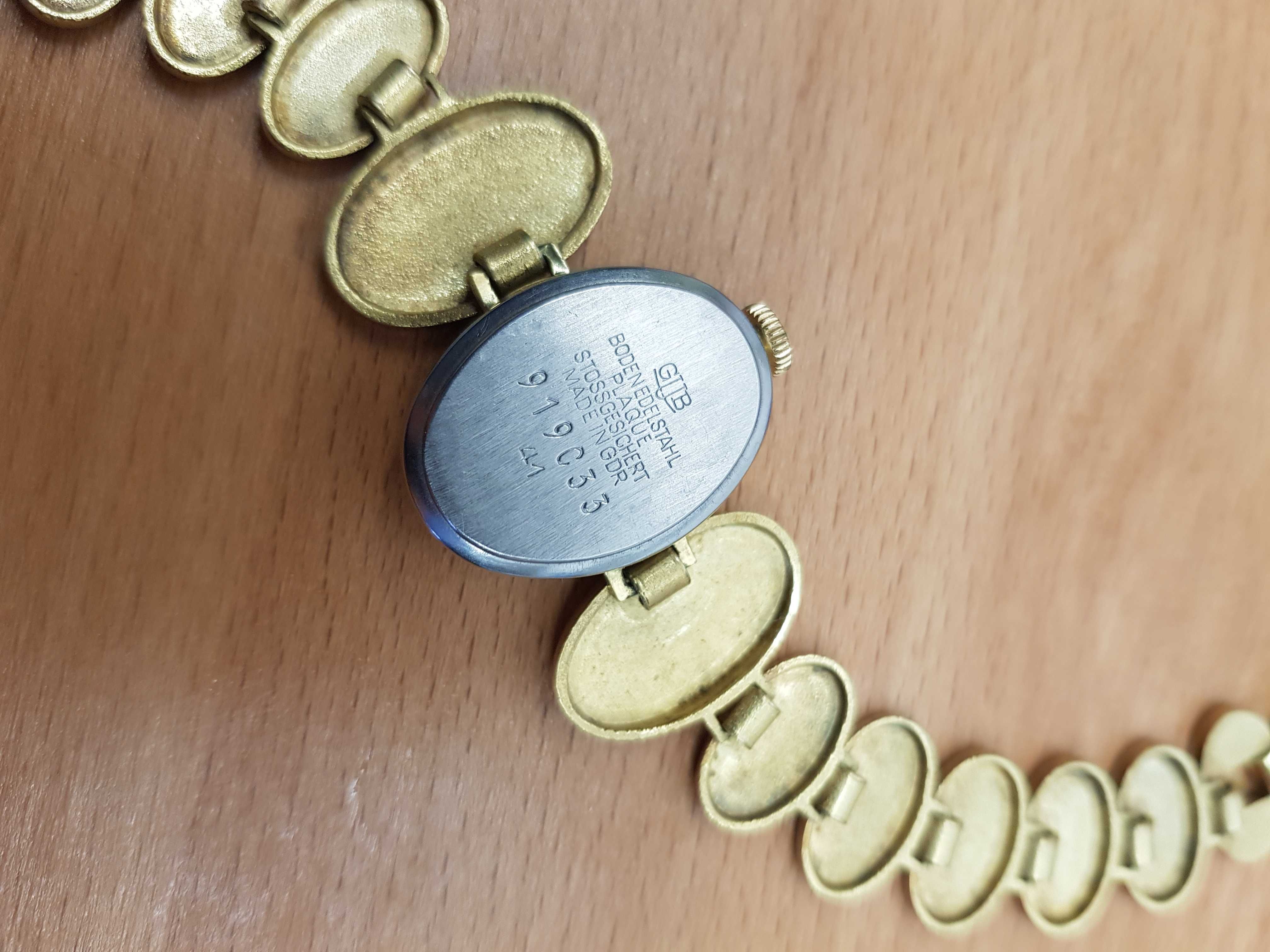 Rzadki biżuteryjny zegarek *GUB Glashutte*