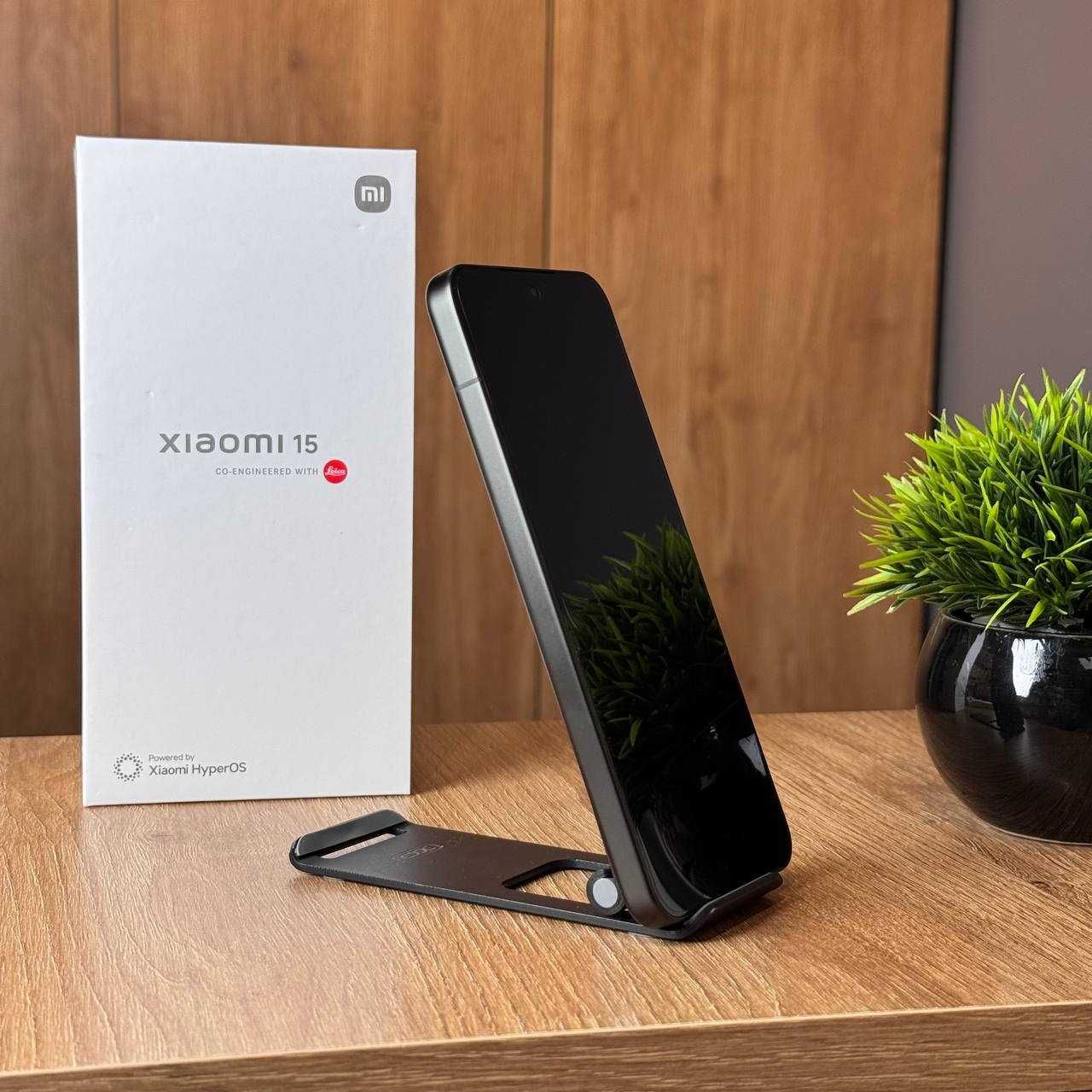 Мобільний телефон Xiaomi 15 12/512GB Black Смартфон