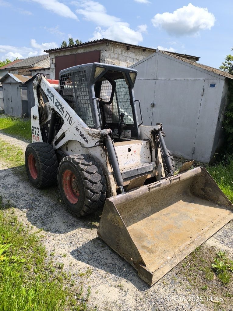 Продам міні-навантажувач Bobcat 873 H Turbo.

Bobkat