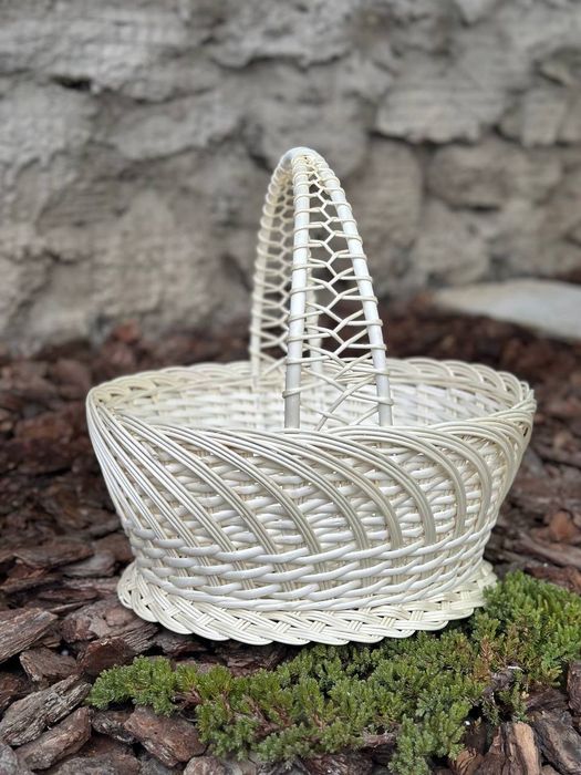 Пасхальні кошики З відбіленої лози можливий гурт