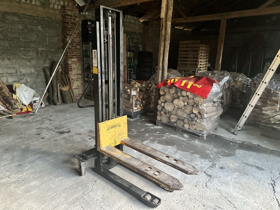 Paleciak wysokiego składowania ZAKREM