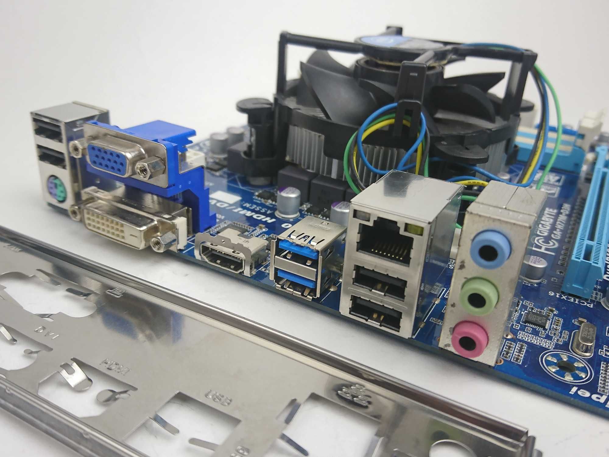 Комплект Gigabyte GA-H77M-D3H (HDMI,PCI-E 3)+i5-3450(4ядра)+кулер,1155