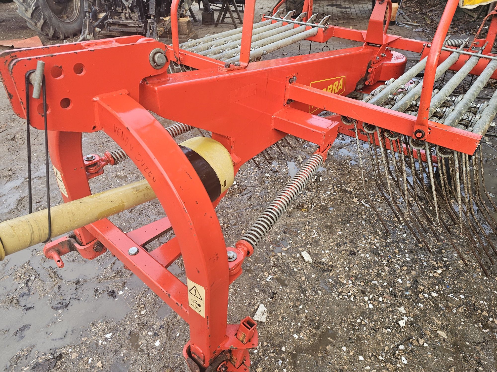 Zgrabiarka Morra RM 350 kuhn krone