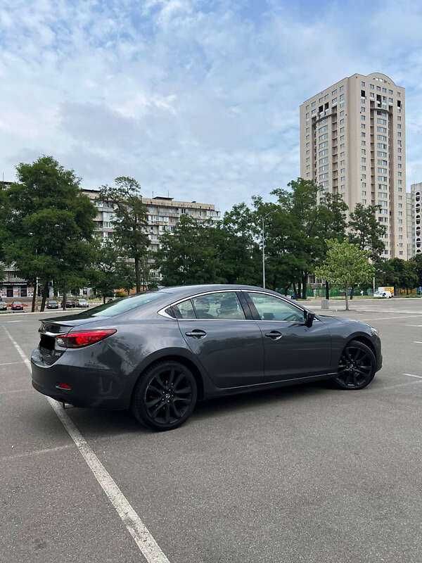 Mazda 6 2015 2.5 бензин автомат