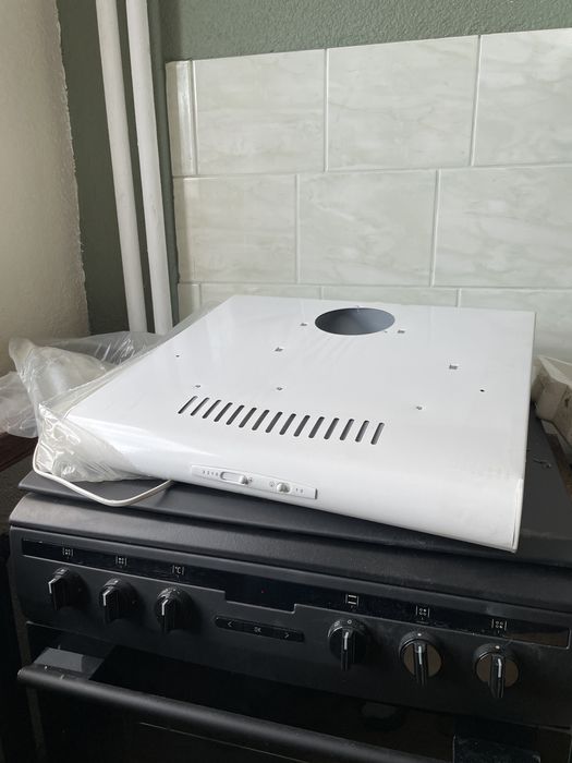 Nowy Okap podszafkowy kuchenny biały Ciarko 50 cm