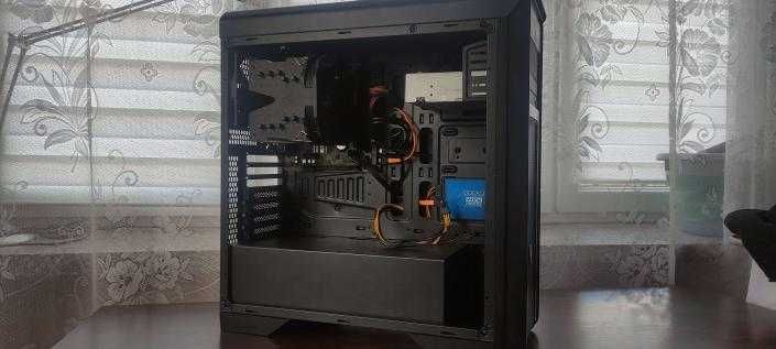 PC Gamingowy i5 8600k 8gb SSD HDD SIlentium PC