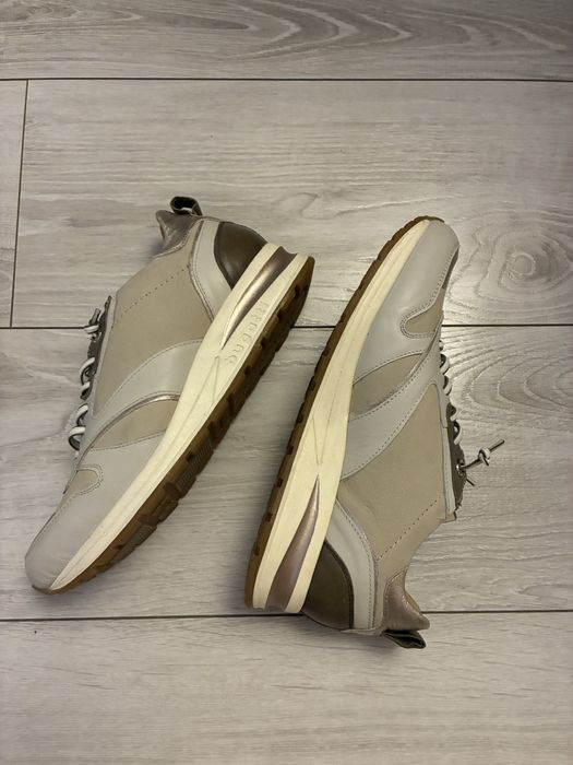 Bugatti adidasy 41