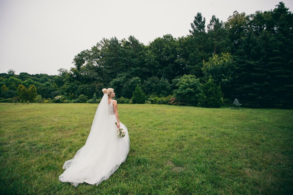 Весільне плаття, як нове, після хімчистки