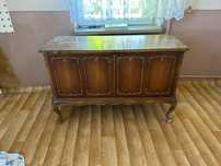 Stereo-Konzertschrank
