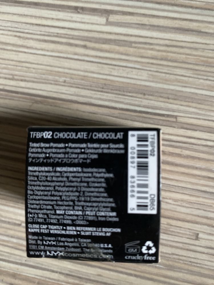 Nyx pomada do brwi 02 chocolate