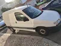 Vende Renault Berling