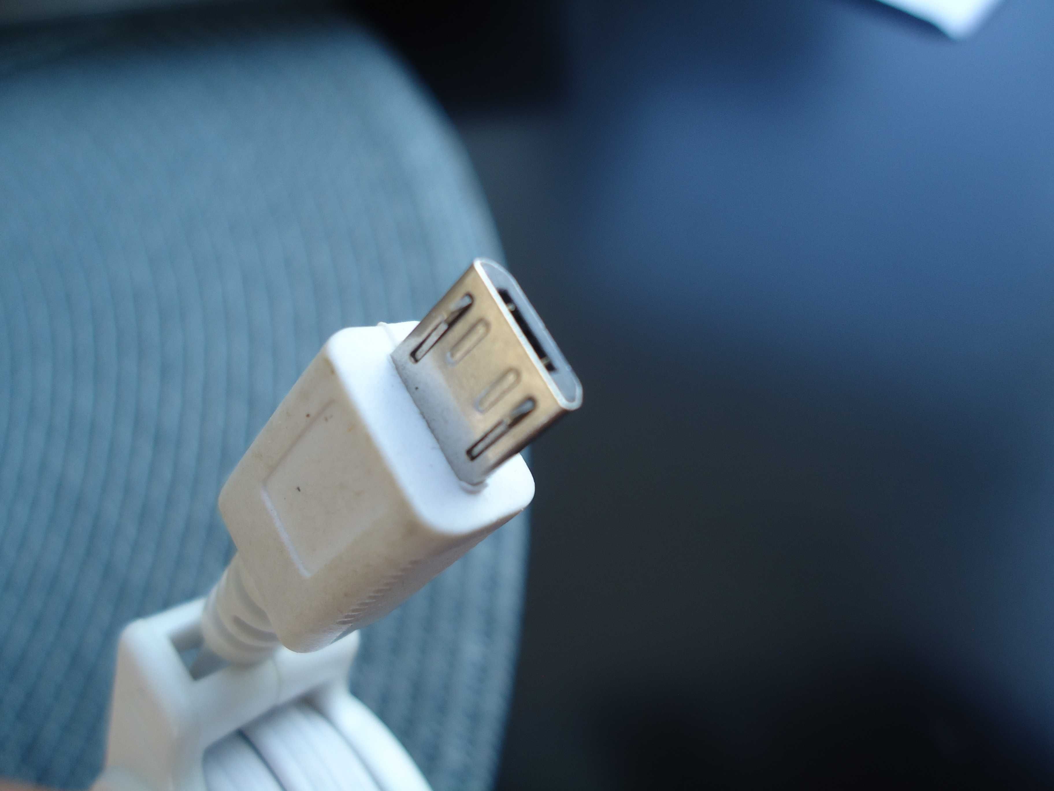 zwijany kabel USB 2.0, wtyk A - micro USB B tzw stary typ