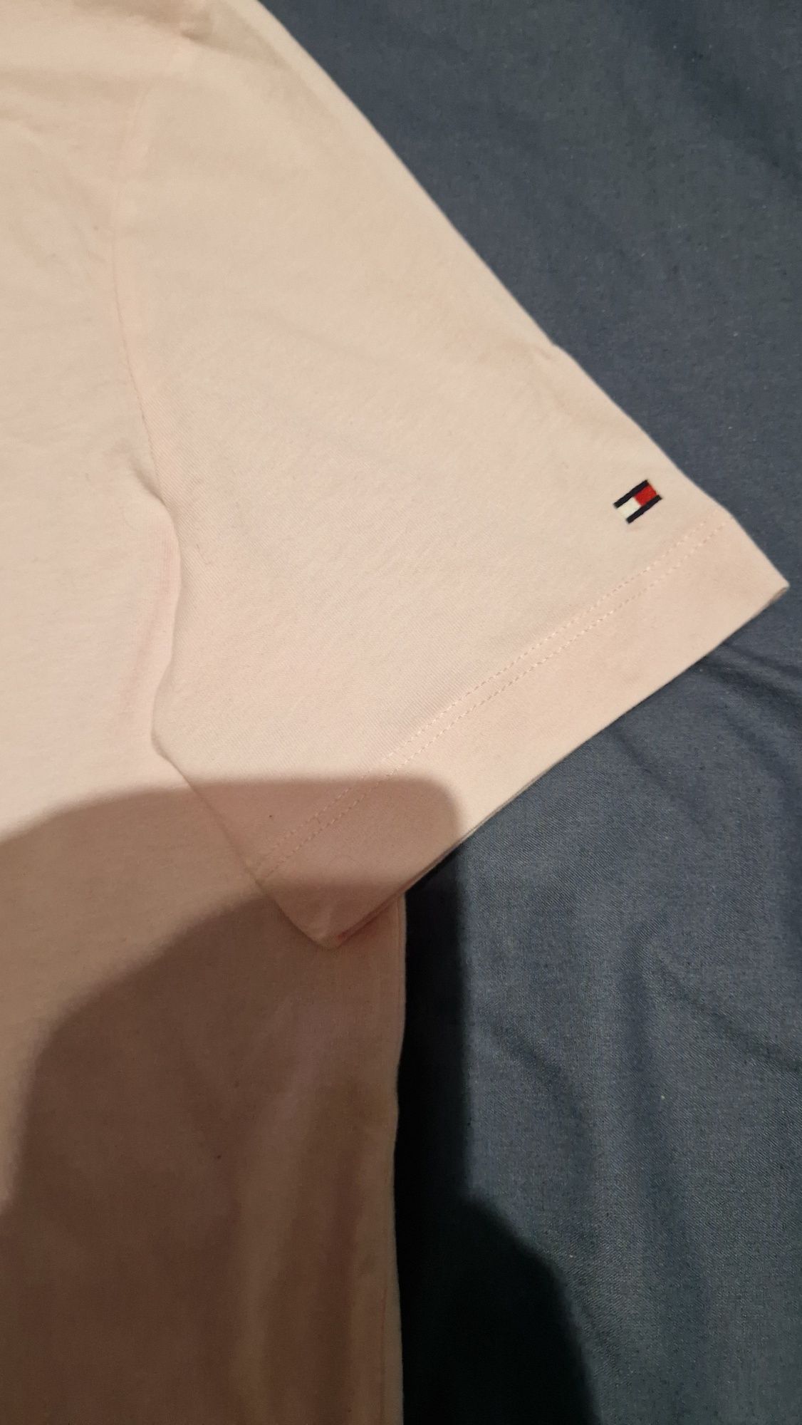 Жіноча футболка оригінал Tommy Hilfiger