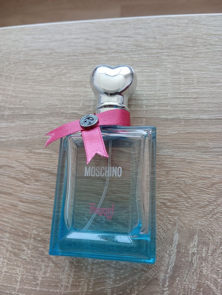 Пустой флакончик от духов Moschino funny 50 ml оригинал в коллекцию