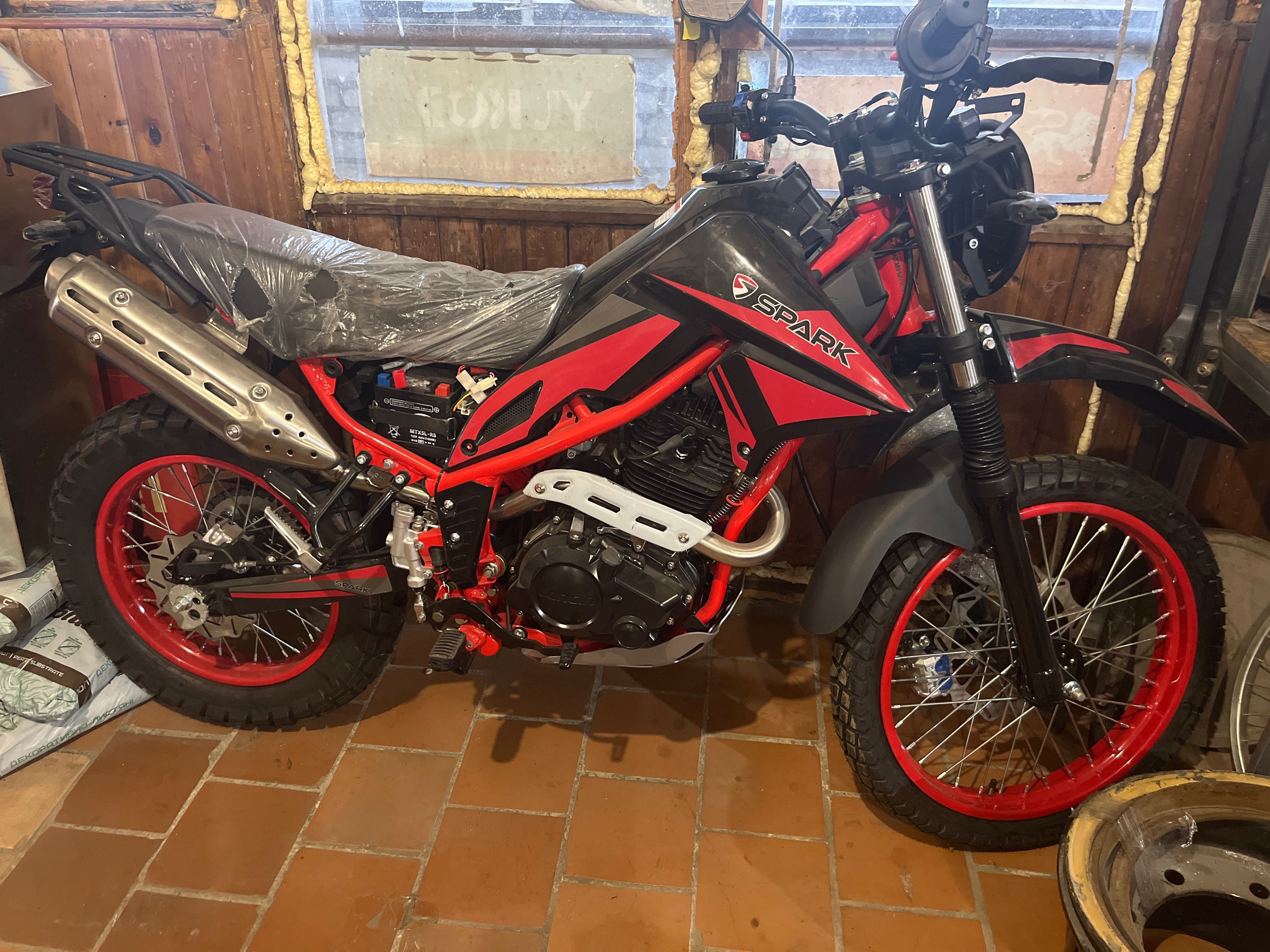 Мотоцикл spark 250