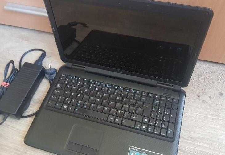 Laptop ASUS K50C/15,6"/Intel 1,50GHz/3GB RAM/250GB HDD/Win10