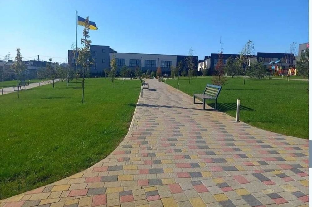 Продається котедж в с. Байківці