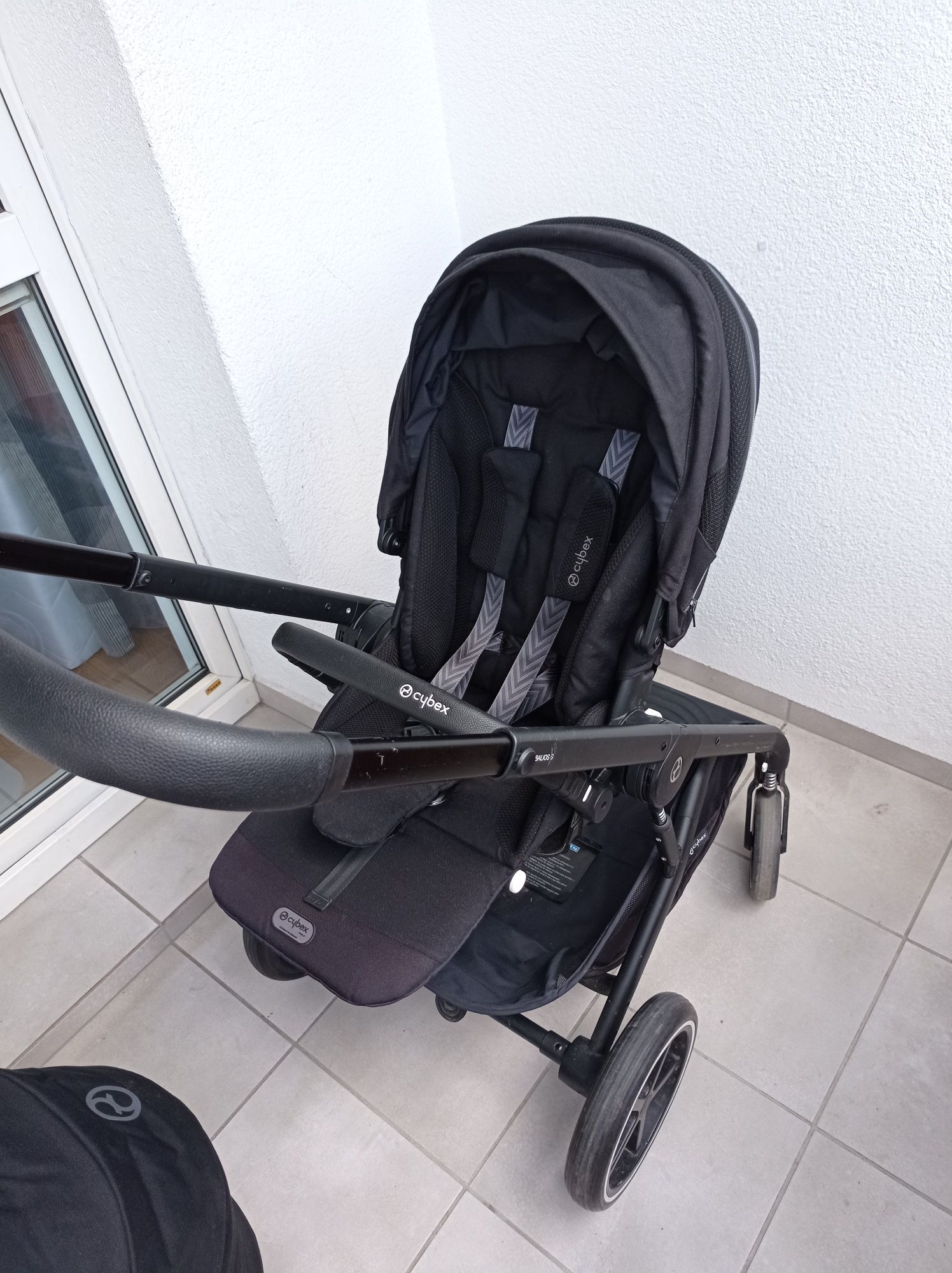 Sprzedam Cybex Balios s lux 2023 czarny 2w1