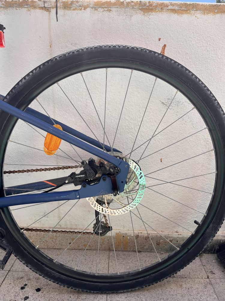 Vendo bicicleta de trekking riverside 500