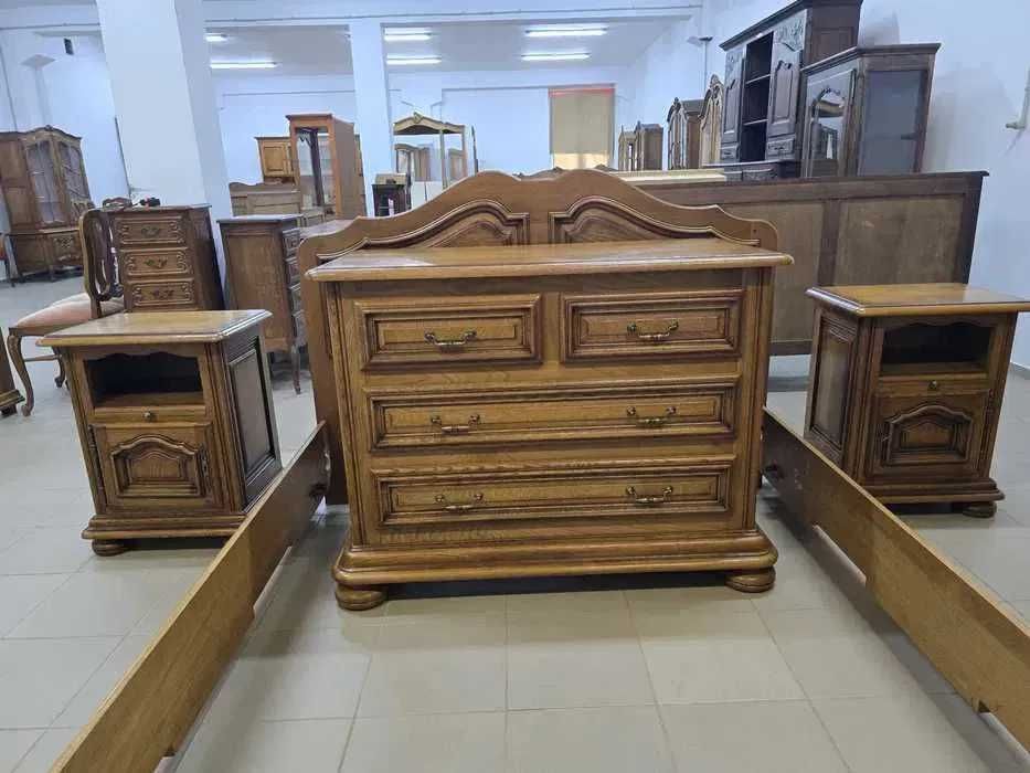 Komplet mebli do sypialni dębowy. Transport cały kraj.