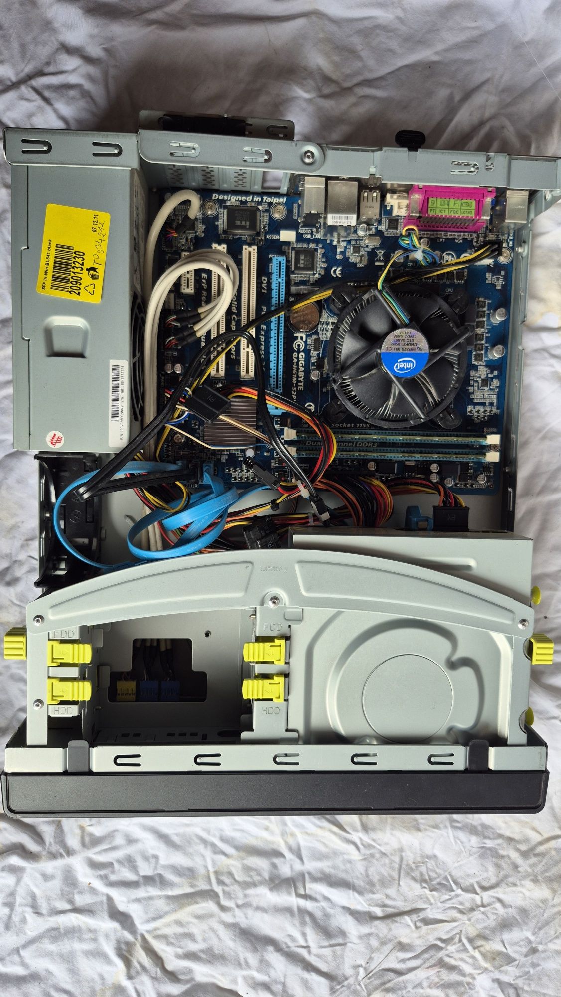 komputer Gigabyte GA-H61M-S2PV, Intel Core i3-2120 8gb ram